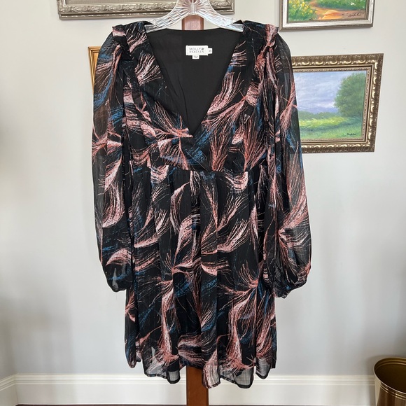 NWOT Molly Bracken Mini Dress with Long Sleeves - Picture 6 of 16